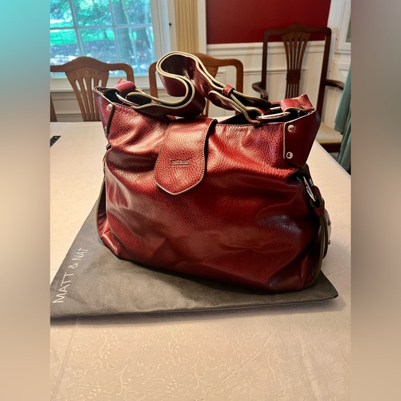 Matt & Nat Handbags - Matt & Nat Burgundy Shoulder Bag